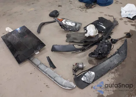 2019 Toyota Rav4 Limited z USA, uszkodzony, nr VIN JTMN1RFV1KD518639